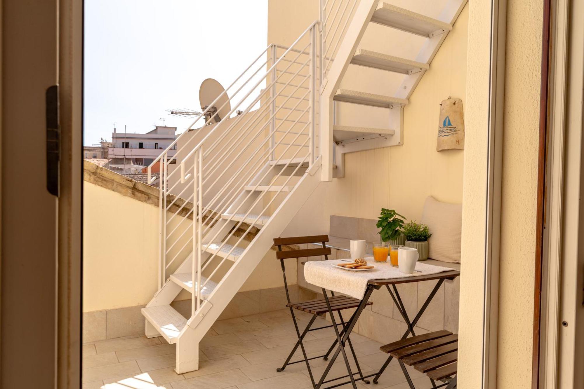 Domus De Silva - Appartamento In Centro Storico A Cagliari Exterior photo